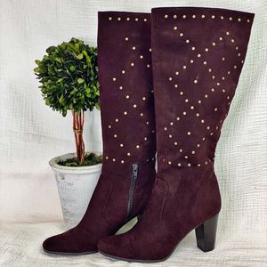 Maroon brass studded boots